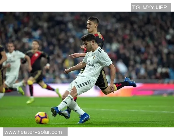 西甲精彩对决皇马绝杀那不勒斯逆转瞬间点燃全场激情 西甲精彩对决皇马绝杀那不勒斯逆转瞬间点燃全场激情