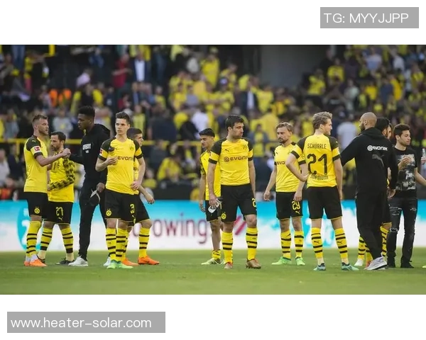 德甲精彩对决尤文图斯大胜多特蒙德帽子戏法引爆全场激情