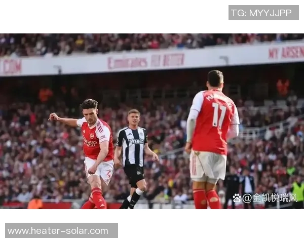 足总杯惊现乌龙球里昂逆转阿森纳引发争议判罚全场沸腾