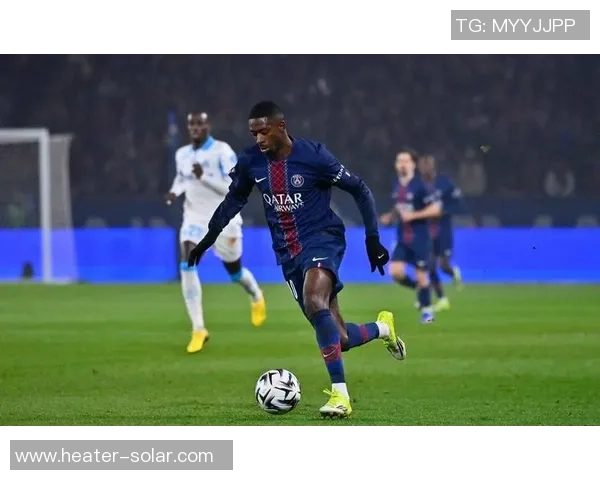 巴黎圣日耳曼强势击败多特蒙德晋级足总杯引发全场热议