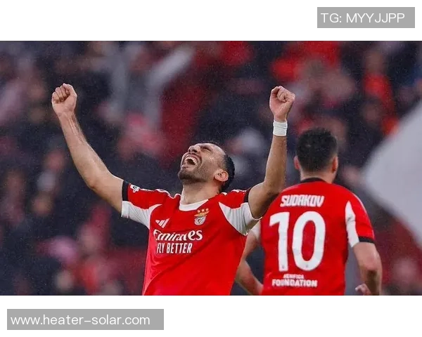 英超惊现冷门拜仁4-0大胜本菲卡红牌事件引发全场热议